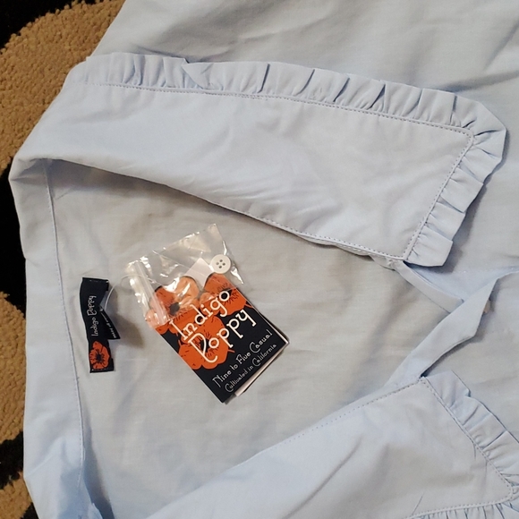 Nwt fun collared button down shirt - Picture 2 of 6